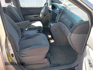 2006 Toyota Sienna CE with VIN 5TDZA23C36S495161, listed as a IAAI auction lot 42063508 with 220,637 mi miles. Bid and sale history available at carsss.com. Image 5.