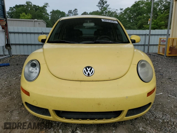 2007 Volkswagen Beetle with VIN 3VWPW31C67M519257, listed as a Copart auction lot 56223435 with 126,034 mi miles and Clean Title. Bid and sale history available at DreamBid. Image 5.