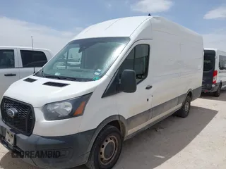 2023 Ford Transit Cargo z VIN 1FTBR3X83PKA97706, wystawiony jako IAAI lot #42253817 z przebiegiem 54 042 mil mil oraz . Historia ofert i sprzedaży dostępna na DreamBid. Obrazek 2.