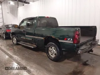 2003 Chevrolet Silverado 1500 LT with VIN 2GCEK19T131205144, listed as a IAAI auction lot 42099917 with 114,240 mi miles and . Bid and sale history available at DreamBid. Image 3.