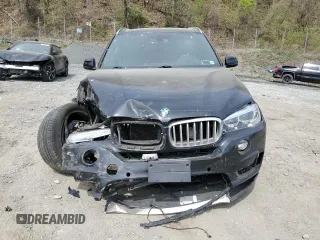 2017 BMW X5 xDrive35i z VIN 5UXKR0C53H0V68419, wystawiony jako Copart lot #54097345 z przebiegiem 100 682 mil mil oraz Szkoda całkowita • Salvage title. Historia ofert i sprzedaży dostępna na DreamBid. Obrazek 5.