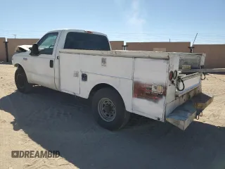2002 Ford Super Duty F-250 XL with VIN 1FTNF20L72EB14450, listed as a Copart auction lot 43184425 with 0 mi miles and Salvage Title. Bid and sale history available at carsss.com. Image 2.