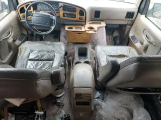 1995 Ford Econoline Cargo with VIN 1FDEE14N8SHA52902, listed as a Copart auction lot 44407505 with 81,474 mi miles and Salvage Title. Bid and sale history available at carsss.com. Image 8.