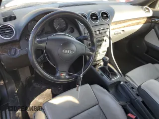2004 Audi S4 z VIN WUARL48HX4K901535, wystawiony jako Copart lot #73200764 z przebiegiem 98 918 mil mil oraz Tytuł czysty. Historia ofert i sprzedaży dostępna na DreamBid. Obrazek 8.