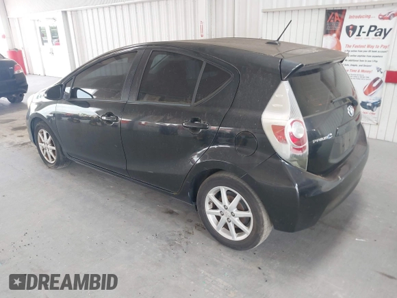 2013 Toyota Prius One z VIN JTDKDTB33D1046251, wystawiony jako IAAI lot #42304087 z przebiegiem 229 655 mil mil oraz . Historia ofert i sprzedaży dostępna na DreamBid. Obrazek 3.