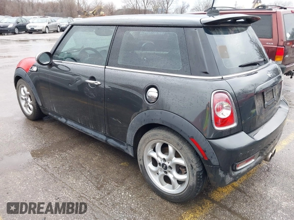 2011 MINI Hardtop S with VIN WMWSV3C57BTY11344, listed as a IAAI auction lot 41728349 with 84,242 mi miles and . Bid and sale history available at DreamBid. Image 3.