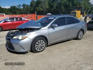 2017 Toyota Camry XLE z VIN 4T1BF1FK5HU628349, wystawiony jako Copart lot #56211445 z przebiegiem 210 431 mil mil oraz Szkoda całkowita • Salvage title. Historia ofert i sprzedaży dostępna na DreamBid. Obrazek 1.