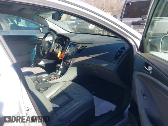 2012 Hyundai Sonata Limited with VIN 5NPEC4ABXCH434941, listed as a IAAI auction lot 41261600 with 87,776 mi miles and . Bid and sale history available at DreamBid. Image 5.