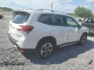 2022 Subaru Forester Touring with VIN JF2SKARC6NH530599, listed as a Copart auction lot 55278035 with 12,118 mi miles and Salvage title. Bid and sale history available at DreamBid. Image 3.