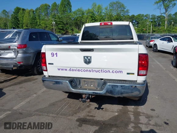 2018 Ram 1500 SLT z VIN 1C6RR6GG7JS324269, wystawiony jako IAAI lot #42148220 z przebiegiem 159 296 mil mil oraz . Historia ofert i sprzedaży dostępna na DreamBid. Obrazek 16.