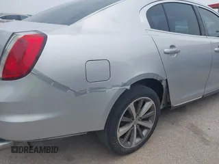 2009 Lincoln MKS с VIN 1LNHM94R99G611617, выставлен на аукционе IAAI как лот 42288299 с пробегом 115 320 миль миль и . История ставок и продаж доступна на DreamBid. Изображение 6.