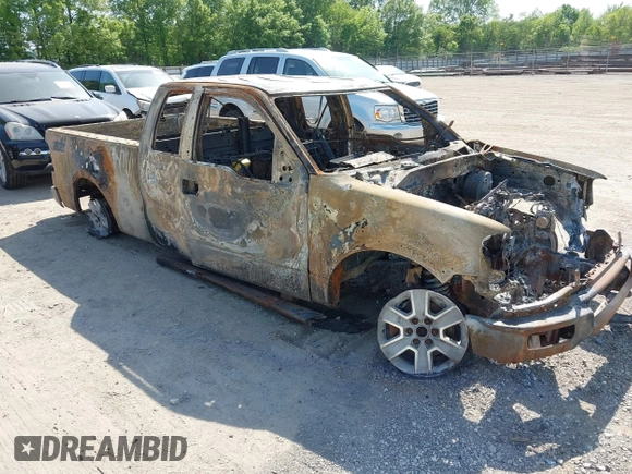 2004 Ford F-150 XLT с VIN 1FTPX145X4NA77392, выставлен на аукционе IAAI как лот 42072211 с пробегом Не указан миль и . История ставок и продаж доступна на DreamBid. Изображение 1.