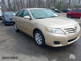 2010 Toyota Camry with VIN 4T1BF3EK1AU113545, listed as a IAAI auction lot 41870024 with 151,957 mi miles. Bid and sale history available at carsss.com. Image 1.