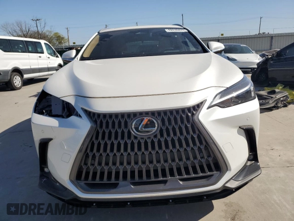 2024 Lexus NX 350h Premium z VIN JTJGKCEZ3R5017244, wystawiony jako Copart lot #49246875 z przebiegiem 3 751 mil mil oraz Szkoda całkowita • Salvage title. Historia ofert i sprzedaży dostępna na DreamBid. Obrazek 5.