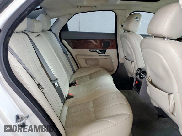 2011 Jaguar XJ with VIN SAJWA1CB2BLV07172, listed as a Copart auction lot 63343085 with 135,119 mi miles and Salvage title. Bid and sale history available at DreamBid. Image 10.