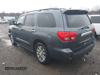 2010 Toyota Sequoia Platinum with VIN 5TDYY5G17AS022633, listed as a IAAI auction lot 40913539 with 294,432 mi miles. Bid and sale history available at carsss.com. Image 3.