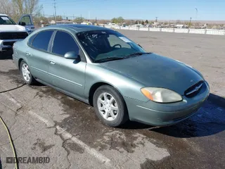2006 Ford Taurus SEL with VIN 1FAFP56U86A231685, listed as a IAAI auction lot 41780761 with 142,362 mi miles. Bid and sale history available at carsss.com. Image 1.