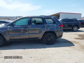 2018 Jeep Grand Cherokee Laredo E with VIN 1C4RJFAG9JC442262, listed as a IAAI auction lot 41925234 with 80,519 mi miles and . Bid and sale history available at DreamBid. Image 5.