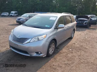 2015 Toyota Sienna XLE with VIN 5TDYK3DC2FS582546, listed as a IAAI auction lot 42443288 with 274,214 mi miles and . Bid and sale history available at DreamBid. Image 18.