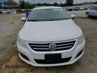 2009 Volkswagen CC Sport with VIN WVWML73C39E549439, listed as a Copart auction lot 70578094 with 123,890 mi miles and Salvage Title. Bid and sale history available at carsss.com. Image 11.