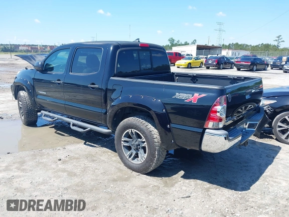 2015 Toyota Tacoma z VIN 3TMLU4EN3FM186765, wystawiony jako IAAI lot #42235553 z przebiegiem 183 878 mil mil oraz . Historia ofert i sprzedaży dostępna na DreamBid. Obrazek 3.