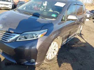 2015 Toyota Sienna Ltd with VIN 5TDDK3DC5FS096649, listed as a IAAI auction lot 41292478 with 234,298 mi miles. Bid and sale history available at carsss.com. Image 18.