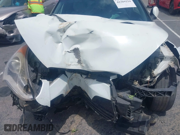 2013 Hyundai Veloster w/Black Int with VIN KMHTC6ADXDU100979, listed as a IAAI auction lot 42369224 with Not provided miles and . Bid and sale history available at DreamBid. Image 6.