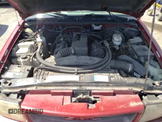 2000 GMC Sonoma SLS w/1SE Pkg with VIN 1GTCS1459Y8254855, listed as a Copart auction lot 70760544 with 0 mi miles and Non Repairable. Bid and sale history available at carsss.com. Image 11.