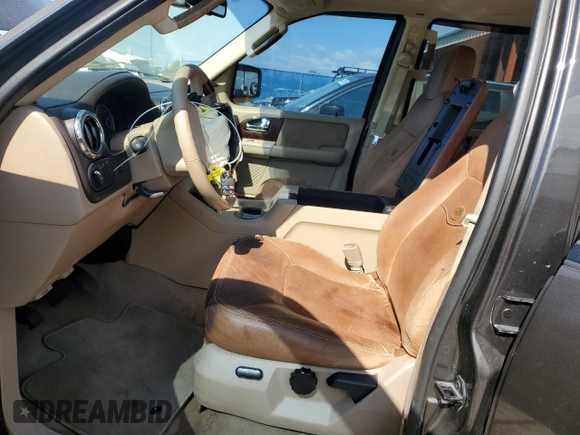 2006 Ford Expedition Eddie Bauer with VIN 1FMFU17546LA04724, listed as a Copart auction lot 44200225 with 83,738 mi miles and Salvage Title. Bid and sale history available at carsss.com. Image 7.