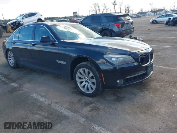 2011 BMW 7 Series 750Li xDrive with VIN WBAKC8C52BC434392, listed as a IAAI auction lot 41501172 with 99,389 mi miles. Bid and sale history available at carsss.com. Image 1.