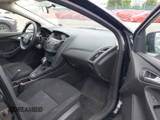 2018 Ford Focus SE с VIN 1FADP3FE5JL318316, выставлен на аукционе IAAI как лот 42612295 с пробегом 95 288 миль миль и . История ставок и продаж доступна на DreamBid. Изображение 5.