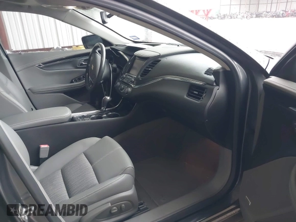 2018 Chevrolet Impala LT z VIN 2G1105S32J9121752, wystawiony jako IAAI lot #42108227 z przebiegiem 67 225 mil mil oraz . Historia ofert i sprzedaży dostępna na DreamBid. Obrazek 5.