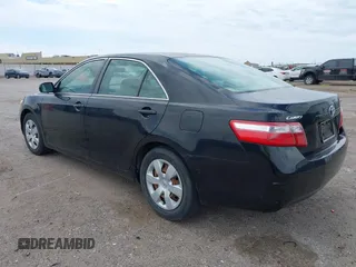 2007 Toyota Camry CE with VIN JTNBE46K773100529, listed as a IAAI auction lot 42009938 with 180,573 mi miles. Bid and sale history available at carsss.com. Image 3.