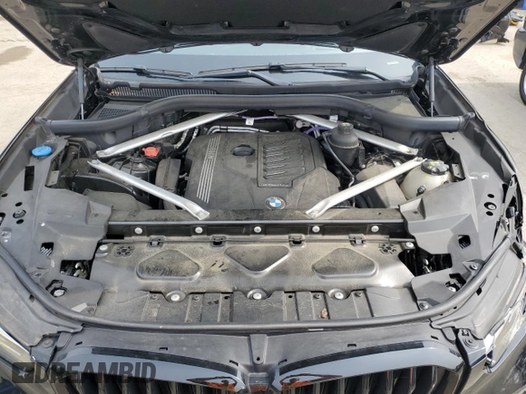 2021 BMW X5 xDrive40i z VIN 5UXCR6C05M9E78676, wystawiony jako Copart lot #60026475 z przebiegiem 50 772 mil mil oraz Szkoda całkowita • Salvage title. Historia ofert i sprzedaży dostępna na DreamBid. Obrazek 12.