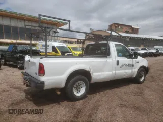2004 Ford F-250 XL with VIN 3FTNF20L64MA01229, listed as a Copart auction lot 54612984 with 408,254 mi miles and Clean title. Bid and sale history available at DreamBid. Image 3.