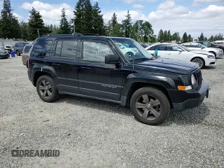 2014 Jeep Patriot High Altitude z VIN 1C4NJPFA3ED927621, wystawiony jako Copart lot #56901125 z przebiegiem 89 031 mil mil oraz Szkoda całkowita • Salvage title. Historia ofert i sprzedaży dostępna na DreamBid. Obrazek 14.