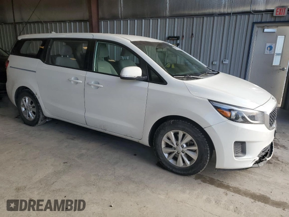 2018 Kia Sedona L with VIN KNDMA5C17J6408784, listed as a Copart auction lot 44455015 with 136,704 mi miles and Non Repairable. Bid and sale history available at carsss.com. Image 4.