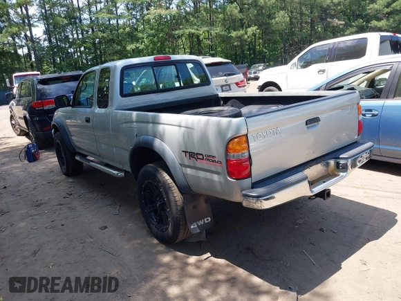 2004 Toyota Tacoma z VIN 5TEWN72N94Z356921, wystawiony jako IAAI lot #42541585 z przebiegiem 215 700 mil mil oraz . Historia ofert i sprzedaży dostępna na DreamBid. Obrazek 3.