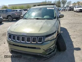 2019 Jeep Compass Latitude with VIN 3C4NJCBB1KT743968, listed as a Copart auction lot 53071465 with 60,678 mi miles and Salvage title. Bid and sale history available at DreamBid. Image 12.
