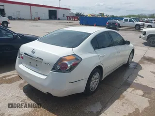 2009 Nissan Altima SL with VIN 1N4AL21E29N413433, listed as a IAAI auction lot 41842545 with 337,719 mi miles and . Bid and sale history available at DreamBid. Image 4.