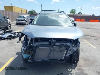 2024 Toyota Corolla Cross XLE с VIN 7MUDAAAG4RV112364, выставлен на аукционе IAAI как лот 42272971 с пробегом 2 764 миль миль и . История ставок и продаж доступна на DreamBid. Изображение 13.