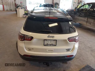 2018 Jeep Compass Latitude с VIN 3C4NJDBBXJT349731, выставлен на аукционе IAAI как лот 42564250 с пробегом 72 303 миль миль и . История ставок и продаж доступна на DreamBid. Изображение 16.