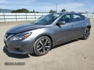 2018 Nissan Altima 2.5 SR with VIN 1N4AL3AP1JC478300, listed as a Copart auction lot 54013605 with 68,721 mi miles and Salvage Title. Bid and sale history available at carsss.com. Image 1.