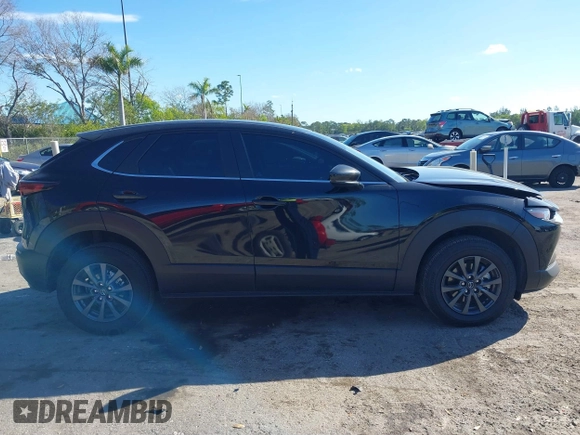 2024 Mazda CX-30 2.5 S with VIN 3MVDMBAM8RM678796, listed as a IAAI auction lot 41431867 with 11,516 mi miles. Bid and sale history available at carsss.com. Image 13.