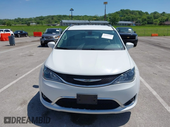 2017 Chrysler Pacifica Touring L Plus with VIN 2C4RC1EG0HR511431, listed as a IAAI auction lot 42242917 with 170,375 mi miles and . Bid and sale history available at DreamBid. Image 12.