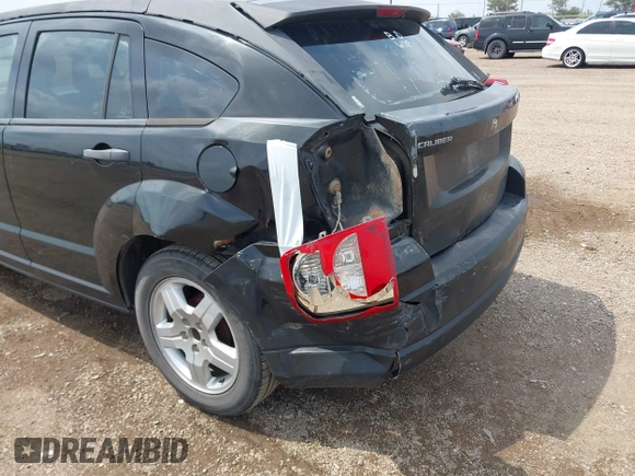 2008 Dodge Caliber SE with VIN 1B3HB28B08D659538, listed as a IAAI auction lot 42083010 with 263,118 mi miles. Bid and sale history available at carsss.com. Image 6.