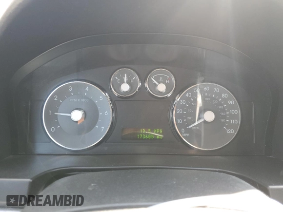 2008 Mercury Milan with VIN 3MEHM07Z68R612516, listed as a Copart auction lot 63377124 with 173,605 mi miles and Salvage Title. Bid and sale history available at carsss.com. Image 9.