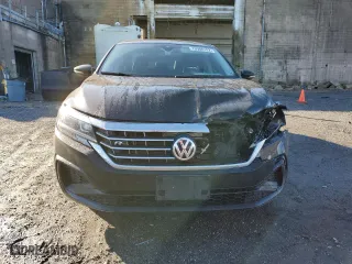 2020 Volkswagen Passat 2.0T R-Line with VIN 1VWMA7A36LC026070, listed as a Copart auction lot 70908102 with 47,200 mi miles. Bid and sale history available at carsss.com. Image 5.