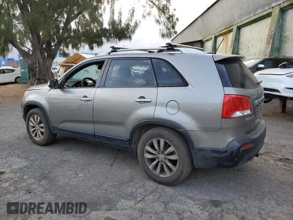 2011 Kia Sorento EX with VIN 5XYKU4A29BG022757, listed as a Copart auction lot 56563724 with 113,211 mi miles and Clean Title. Bid and sale history available at carsss.com. Image 2.