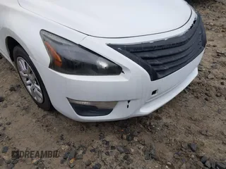 2015 Nissan Altima 2.5 S with VIN 1N4AL3AP1FN318719, listed as a IAAI auction lot 41942108 with 266,464 mi miles. Bid and sale history available at carsss.com. Image 12.